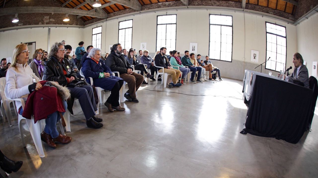 Víctor Hugo Morales en el cierre del curso Políticas Deportivas
