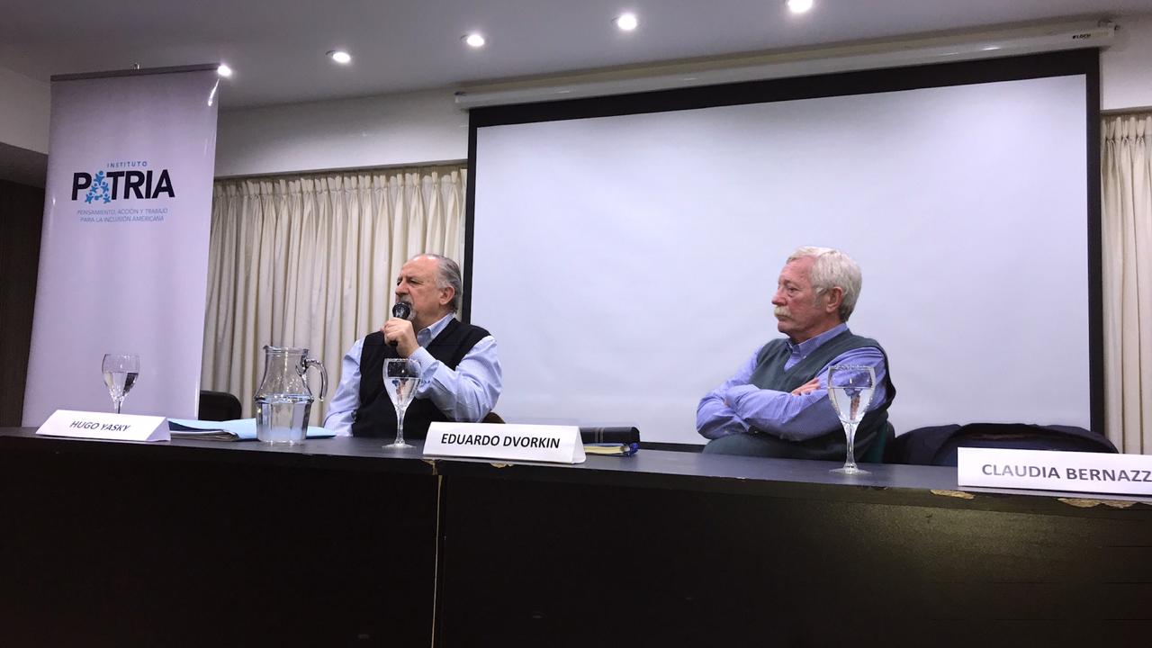Hugo Yasky y Eduardo Dvorkin en el inicio del curso Ciencia y Tecnología para el Desarrollo Inclusivo