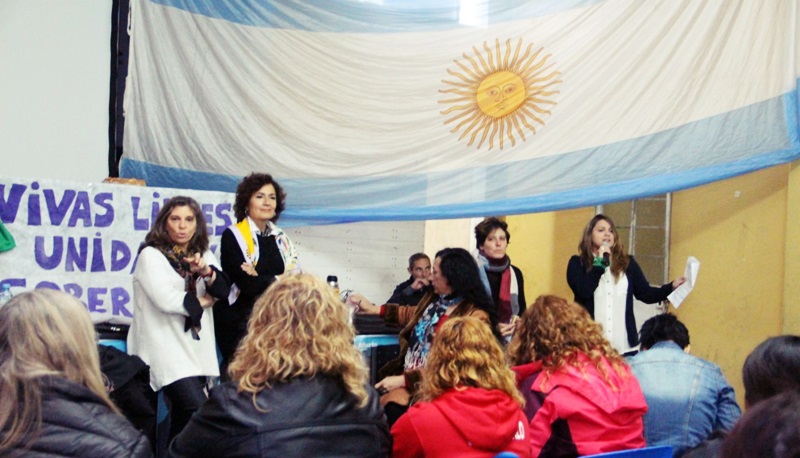 Se realizó en Merlo una charla preparatoria para el Seminario Feminismo Popular