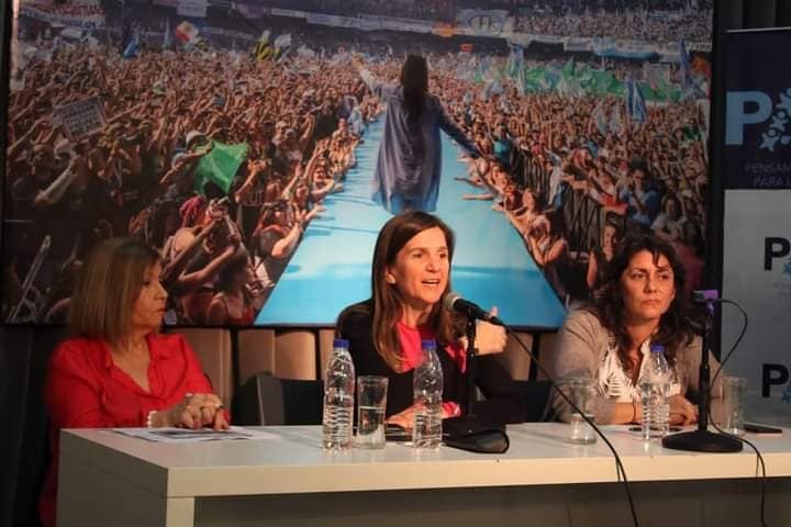 Con la presencia de Oscar Parrilli y Fernanda Raverta, dió inicio el seminario «Políticas Sociales»