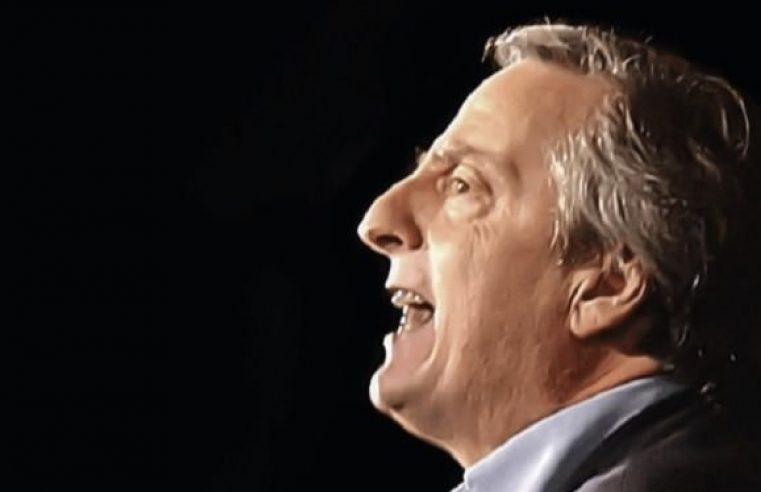 NÉSTOR: SU HUELLA